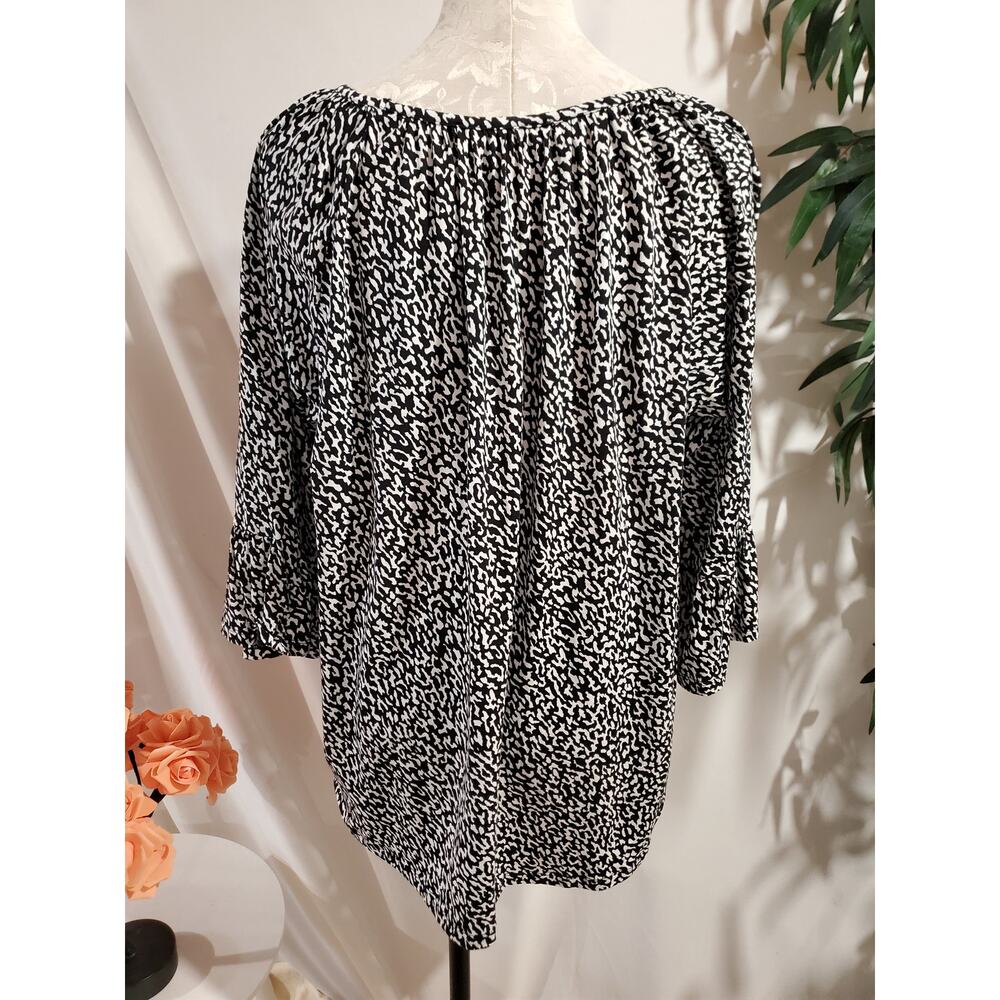 MICHAEL Michael Kors Leopard Animal Print Scoop Neck Bell 3/4 Sleeve Top Sz 1X - Picture 3 of 10